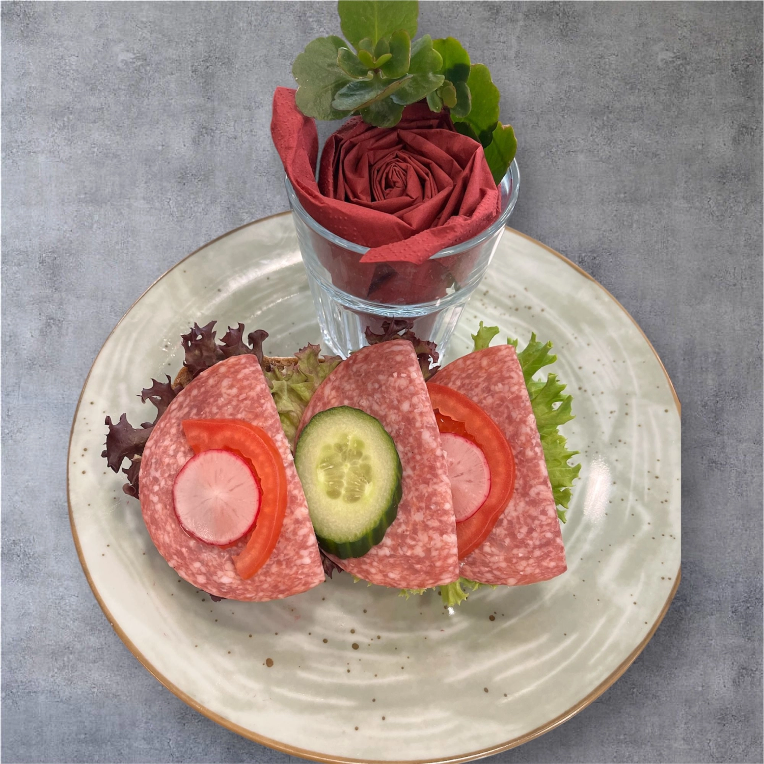 Croissants R&F Pretzel Company